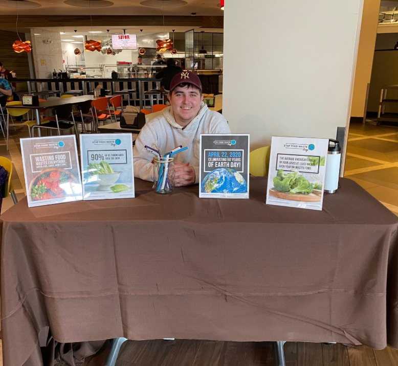 Mike Howell, a senior marketing major, helps with Gourmet Dining's green initiative. The initiative is a push make the dining services on campus more eco-friendly. - Staff Writer / Maggie Leenas